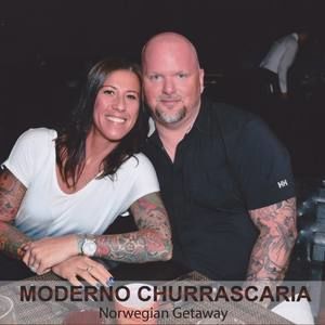 Meet your Posher, Leona